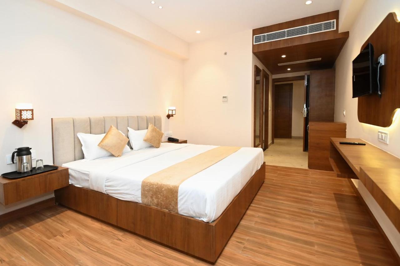 Hotel Blue Sapphire Kota  Exterior photo